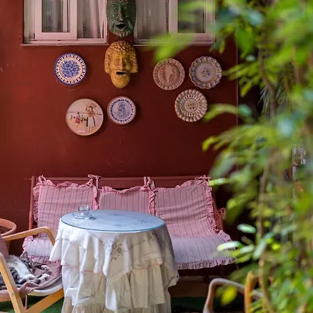 Casa Luminosa Bed & Breakfast