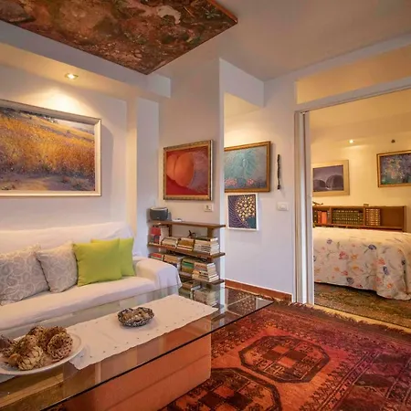 Casa Luminosa