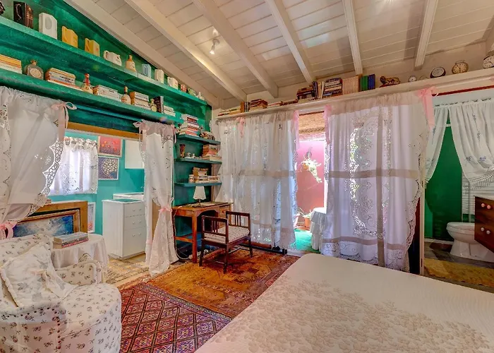 Casa Luminosa Bed & Breakfast 3*
